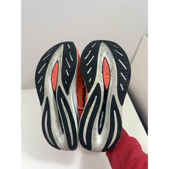 Women New Balance FuelCell SuperComp Trainer v2 WRCXLY3 Neon Dragonfly Orange 7B - Picture 7 of 7